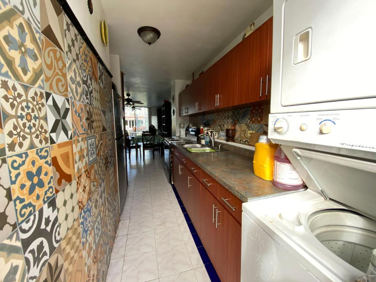 Paradigm Villa Dorado Extérieur photo